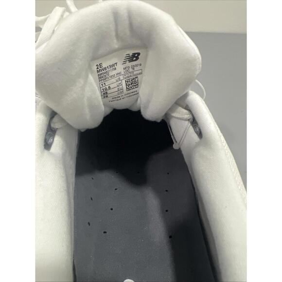 New Balance Men's White & Gray Sneakers SIZE 10 2E WIDE $158 - Picture 9 of 9